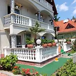 Kristály Apartmanhotel Hévíz