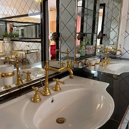 Aparthotel Kristaly