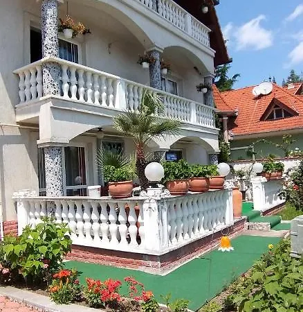 Kristaly Aparthotel Heviz