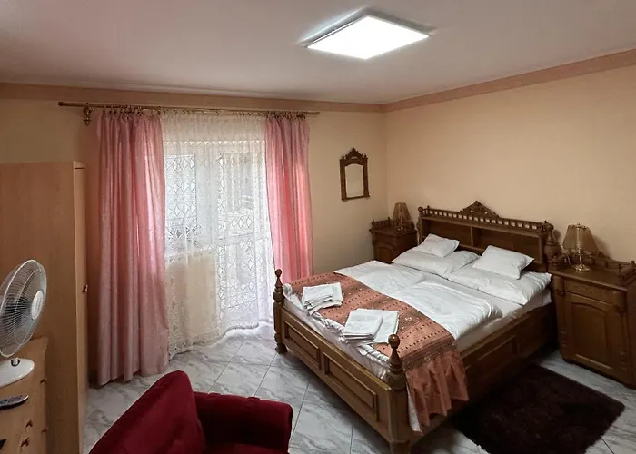 Apart-hotel Kristály 3*