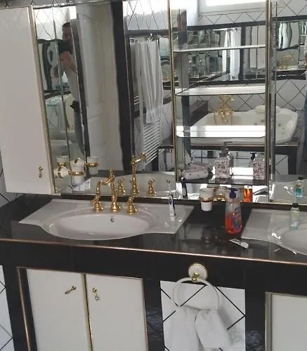 Kristaly アパートホテル ヘーヴィーズ